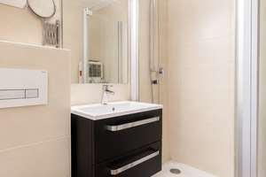 Moderne 3 Zimmer Wohnung mit Balkon und moderner Einbauküche! – Die vollständige Adresse der Immobilie erhältst du vom Anbieter., 70439 Stammheim-Mitte, Stuttgart – Vorschaubild 8