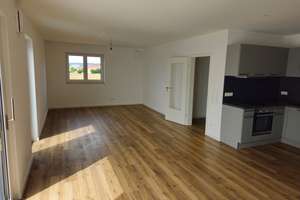 Großzügige Mietwohnung mit EBK und Balkon in Nassenfels – Neunbaumweg 19a, 82128 Nassenfels – Vorschaubild 3