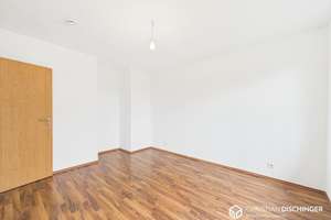Viel Platz zum Wohnen – 4-Zimmer-Wohnung mit Balkon und Aufzug – 93053 Kasernenviertel, Regensburg – Vorschaubild 4