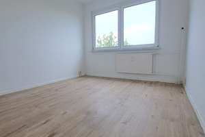 *helle* 3-Zimmer-Wohnung - WG geeignet – staßfurter str 21, 6132 Silberhöhe, Halle (Saale) – Vorschaubild 5