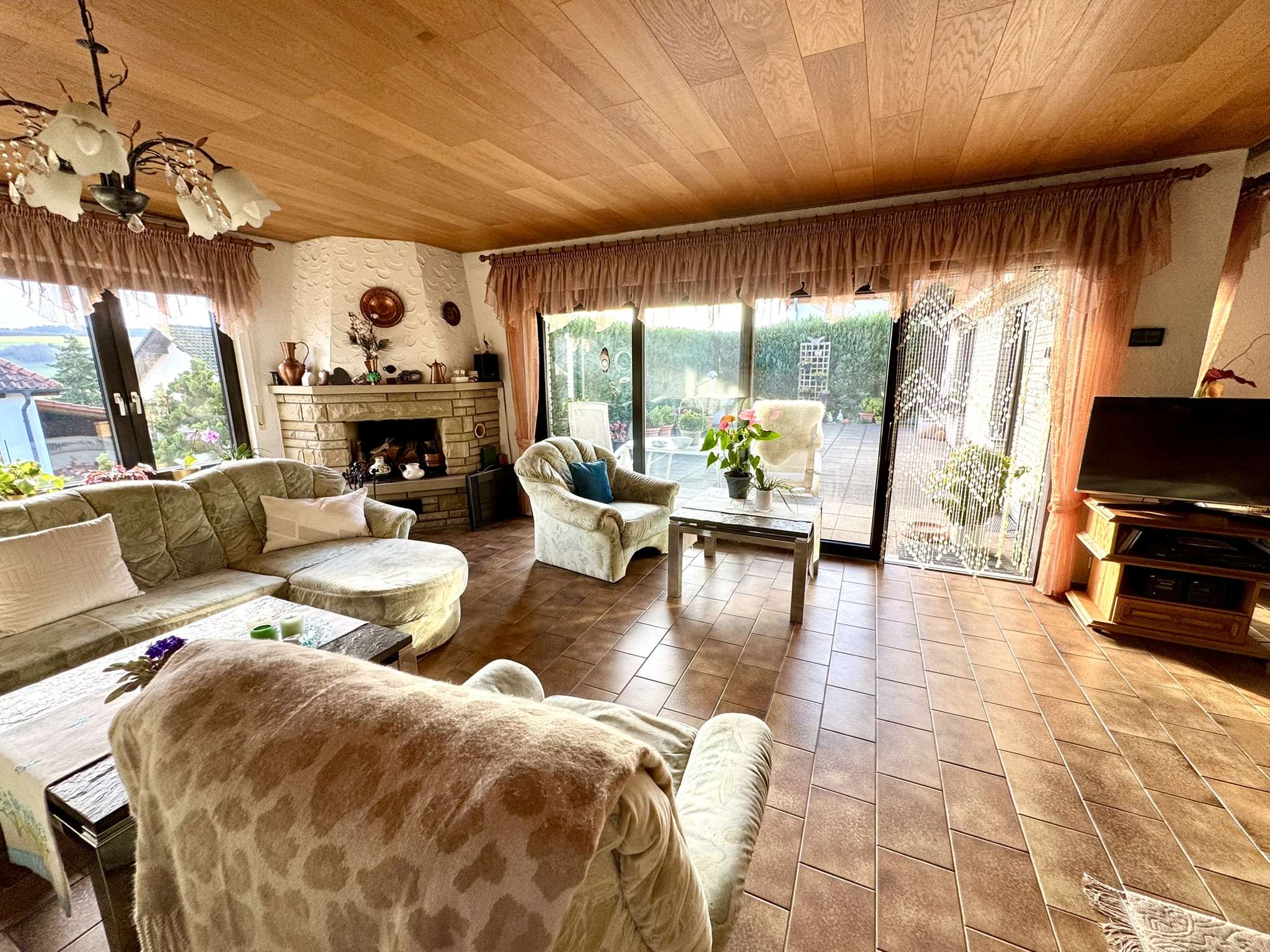 Immobilie in Bad Sobernheim - 🏡 Familienfreundliches, freistehendes EFH mit Einliegerwohnung, großem Garten & Preisvorteil - Bild 11