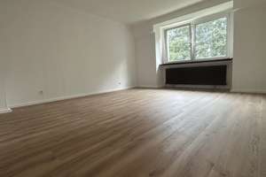 Helle 4-Zimmer-Wohnung im Dachgeschoss – modernisiert, ca. 104 m² – Königsbergerstr. 38, 42277 Oberbarmen, Wuppertal – Vorschaubild 32