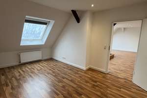 Großzügige 4-Zimmer-Wohnung über zwei Etagen, mit Balkon in Top-Lage – Wittekindstraße 13, 38114 Westliches Ringgebiet, Braunschweig – Vorschaubild 19