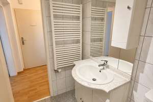 Kompakt, modern, zentral: Apartment mit Balkon (Ap. 2) – 40210 Stadtmitte, Düsseldorf – Vorschaubild 6
