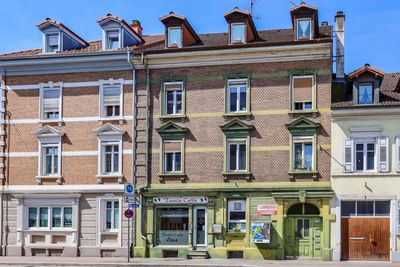 Denkmalgeschütztes Mehrfamilienhaus mit Gastronomiefläche in bester Innenstadtlage!
