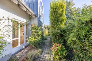 Modernes Architektenhaus mit luxuriösem Flair, großzügiger Raumgestaltung und gehobenem Wohnkomfort – Die vollständige Adresse der Immobilie erhältst du vom Anbieter., 53117 Auerberg, Bonn – Vorschaubild 50