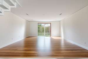 Neubau Reihenmittelhaus (KfW 55) mit Außenstellplatz und ausbaufähigem Dachgeschoss