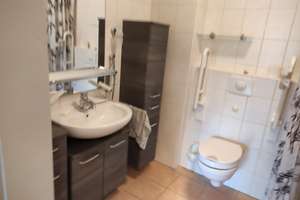 Seniorengerechte Mietwohnung mit Balkon zum Einziehen und Wohlfühlen 2ZKBB mit betreutem Wohnen – Die vollständige Adresse der Immobilie erhältst du vom Anbieter., 26127 Alexandersfeld, Oldenburg (Oldenburg) – Vorschaubild 5