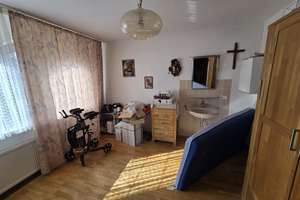 Freistehendes Familienhaus mit großem Garten und traumhaftem Eifelblick – Die vollständige Adresse der Immobilie erhältst du vom Anbieter., 53945 Blankenheim – Vorschaubild 9