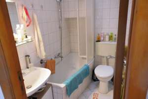 Helle, freundliche  2-Zimmer Wohnung mit Balkon im 2. OG in Geestemünde – Die vollständige Adresse der Immobilie erhältst du vom Anbieter., 27570 Geestemünde, Bremerhaven – Vorschaubild 2