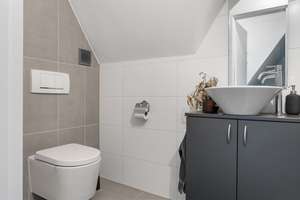 Stilvolle Maisonettewohnung mit Galerie, Panoramafenster und privatem Aufzug – Die vollständige Adresse der Immobilie erhältst du vom Anbieter., 85049 Mitte, Ingolstadt – Vorschaubild 12
