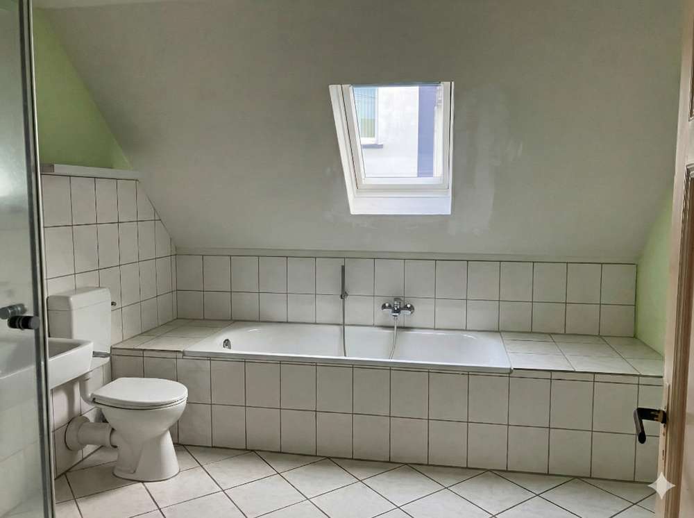 Immobilie in Nistertal - Westerwälder Geschichte mit Gesicht: Ihr neues Zuhause mit besonderer Fassade in 57647 Nistertal - Bild 24