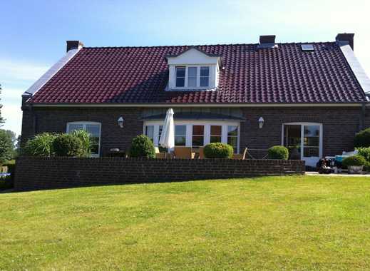 Haus kaufen in Strande - ImmobilienScout24