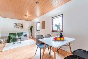 INVESTPLUS – Modernisierte Renditeimmobilie mit fünf gepflegten Wohnungen in Oberkochen – Die vollständige Adresse der Immobilie erhältst du vom Anbieter., 73447 Oberkochen – Vorschaubild 2