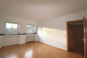 * 3ZI-WHG AM WASSERTURM MIT GARAGE UND BALKON“ 3 ZI.-Whg., 3ET, KR- Gutenbergstr. * – Die vollständige Adresse der Immobilie erhältst du vom Anbieter., 47803 Kempener Feld/Baackeshof, Krefeld – Vorschaubild 11