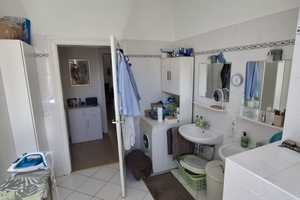 Renovierte 3 Zimmer Altbauwohnung in Wiesbaden – Bismarckring 38, 65183 Wiesbaden – Vorschaubild 7
