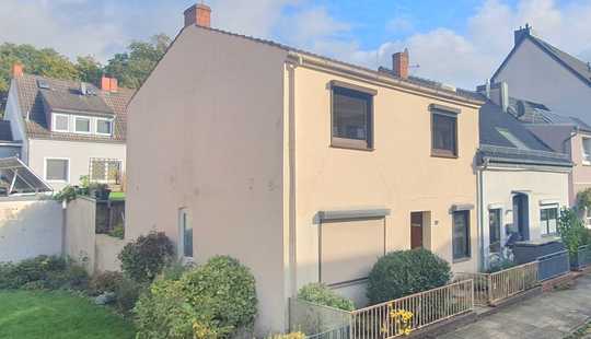 Bild von Provisionsfrei - Riensberg - Sanierungsbedürftiges Einfamilienhaus in ruhiger Lage