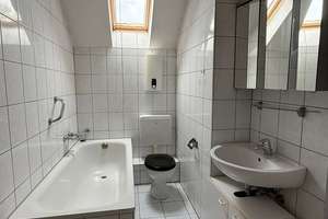 Großzügige Dachgeschosswohnung in Schonnebeck – Die vollständige Adresse der Immobilie erhältst du vom Anbieter., 45309 Schonnebeck, Essen – Vorschaubild 7
