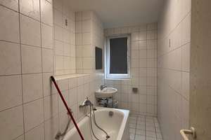 Schöne 3-Zimmer-Wohnung mit Balkon und Küche | 59 m² | ruhige Lage – Straße d. OdF 16, 6237 Spergau – Vorschaubild 7
