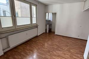  1 Zimmer-Apartement mit Domblick