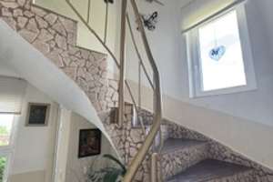 Kreuztal  Eichen, modernisiertes 2 Fam. Haus mit sonnigem Garten und hohem Wohnwert – Die vollständige Adresse der Immobilie erhältst du vom Anbieter., 57223 Kreuztal – Vorschaubild 4