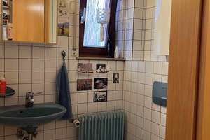 Zentral und ruhig gelegenes REH mit ELW, Carport und Garten – Friedhofstr. x, 71088 Holzgerlingen – Vorschaubild 12
