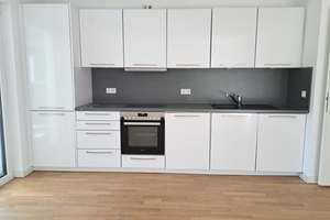 Familienfreundliche 4 Zimmerwohnung mit Terrasse zur Miete in Hamburg Langenhorn! Schnell sein lohnt – Diekmoorweg 40, 22419 Langenhorn, Hamburg – Vorschaubild 3