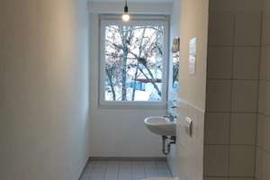 Sanierte 3-Zimmer-Wohnung mit Balkon in Erfurt-Salinenstraße – Salinenstraße 114, 99086 Ilversgehofen, Erfurt – Vorschaubild 3