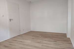 Reserviert - Helle 2-Zi-Souterrain-WHG mit Terrasse in Bremen Findorff-Bürgerweide – Die vollständige Adresse der Immobilie erhältst du vom Anbieter., 28215 Findorff-Bürgerweide, Bremen – Vorschaubild 4
