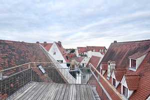 Erstbezug nach Renovierung | TOP Altstadt-Lage |  Dachterrasse | zwei Bäder |  Altbau-Juwel – Pfladergasse 5, 86150 Augsburg – Vorschaubild 1