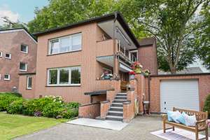 KR-Bockum! Freistehendes 2-Familienhaus in gefragter Wohnlage/Stadtwaldnähe!