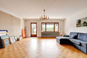 Doppelhaushälfte mit Südgarten und Ausbaupotenzial – Die vollständige Adresse der Immobilie erhältst du vom Anbieter., 81369 Mittersendling, München – Vorschaubild 2