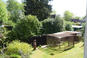 Hermsdorf! Gepflegter Massivbungalow in idyllischer Fließtallage mit zwei Garagen – Berlin – Vorschaubild 4