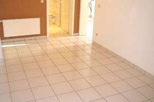 FÜR 1 PERSON: SOUTERRAINWOHNUNG IN RUHIGER LAGE - RENOVIERT, SCHÖNES BAD, EBK, GARTENMITBENUTZUNG – Die vollständige Adresse der Immobilie erhältst du vom Anbieter., 76228 Grünwettersbach, Karlsruhe – Vorschaubild 6