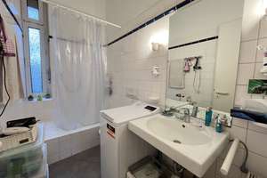 *HOHE DECKEN & ALTBAU CHARME * - EG WOHNUNG IM DÜSSELTAL – Ahnfeldstr. 13, 40239 Düsseltal, Düsseldorf – Vorschaubild 2