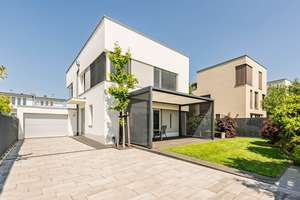 Modern villa with lake view in sought-after location on Jungfernsee – Die vollständige Adresse der Immobilie erhältst du vom Anbieter., 14469 Brandenburger Vorstadt, Potsdam – Vorschaubild 2