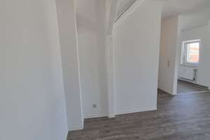 Wohnen mit Aussicht | Dachgeschoss | Balkon | Stadtfeld Ost – Liebknechtstr. 32, 39108 Stadtfeld Ost, Magdeburg – Vorschaubild 3