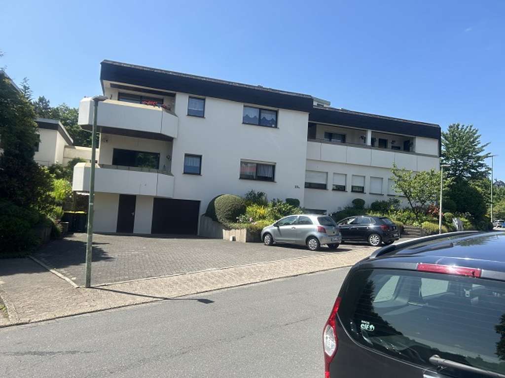 Mit Balkon & Tiefgarage – 3-Zimmer-Wohnung in Toplage von Lüdenscheid-Oeneking!