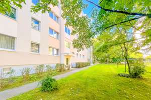 Nachgefragte 3-RW im Hochparterre* verglaster Süd-Balkon* Bad mit Wanne* Keller* grüne  Wohnlage* – Münzmeisterstraße 8, 1217 Räcknitz/Zschertnitz, Dresden – Vorschaubild 8