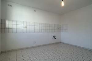 Tageslichtbad mit Wanne – Wolfenbütteler Straße 20, 39112 Sudenburg, Magdeburg – Vorschaubild 6