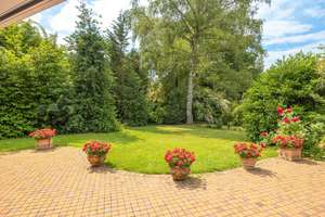 Charmante Villa mit parkähnlichem Grundstück in Othmarschen – Die vollständige Adresse der Immobilie erhältst du vom Anbieter., 22605 Othmarschen, Hamburg – Vorschaubild 17