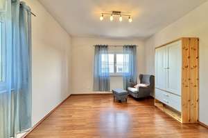 EVERNEST: partially furnished 4br duplex house fitted kitchen 2x parking yard Wiesbaden-Auringen – Die vollständige Adresse der Immobilie erhältst du vom Anbieter., 65207 Auringen, Wiesbaden – Vorschaubild 20