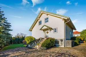 Stilvolle Familienoase in Bohnsdorf – Einfamilienhaus mit Pool und Gartenidylle – Die vollständige Adresse der Immobilie erhältst du vom Anbieter., 12526 Bohnsdorf, Berlin – Vorschaubild 1