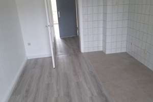 ***Attraktive Wohnung mit Balkon in beliebter Wohnlage sucht nette Mieter*** – Crangerstr. 145, 45891 Erle, Gelsenkirchen – Vorschaubild 4