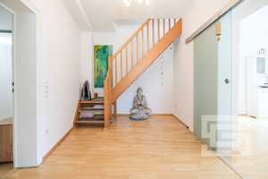 Wohnen mit Charme in Düsseldorf Urdenbach mit großer Sonnenterrasse und Nähe zum Rhein! – Düsseldorf – Vorschaubild 3