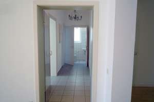  Großzügige 2,5-Zimmer-Wohnung EG, EBK, Parkett, Kaminofen, Terrasse, Süd-Garten & Garage – Natruper Straße 115, 49076 Hafen, Osnabrück – Vorschaubild 6