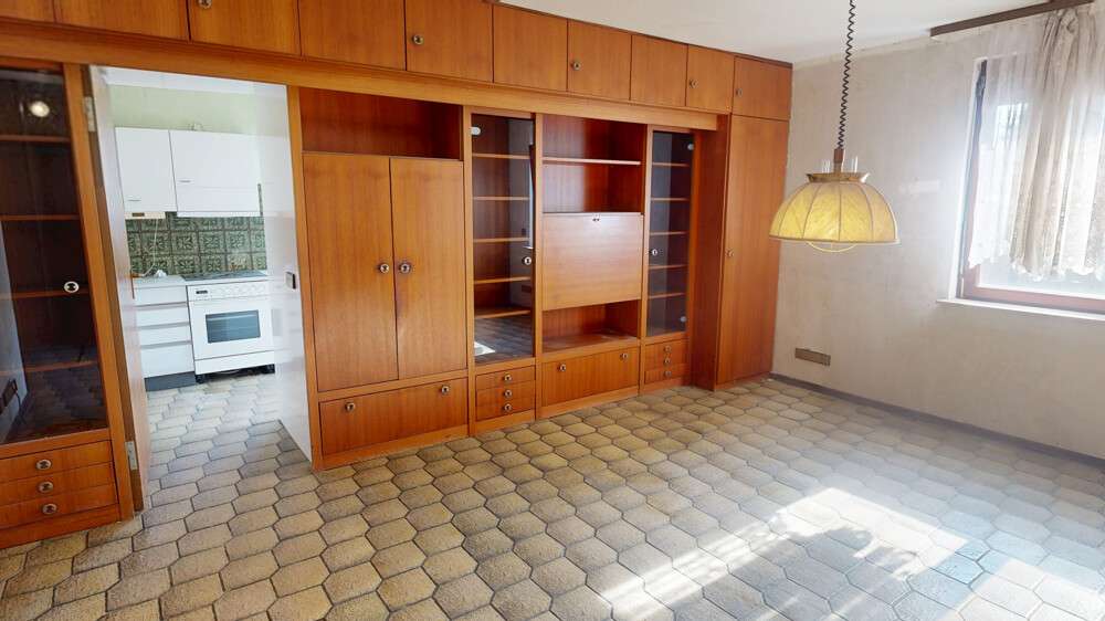 Großzügige Wohneinheit in zentraler Lage von Wiesloch mit viel Potenzial, Rhein Neckar Kreis – Bild 2