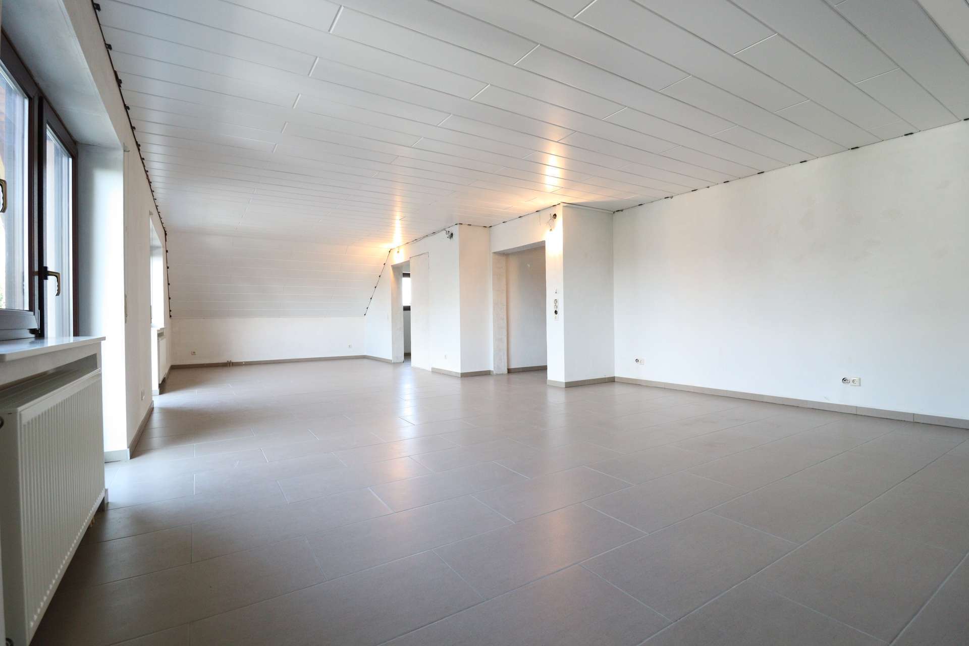 Immobilie in Rheinau - Ruhig gelegenes Mehrgenerationenhaus mit Garten und Vermietungsmöglichkeit - Bild 9