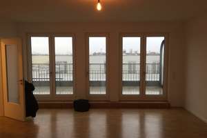 helle Penthousewohnung mit Ausblick und 2 Terrassen in Friedrichshain  – Die vollständige Adresse der Immobilie erhältst du vom Anbieter., 10245 Friedrichshain, Berlin – Vorschaubild 6