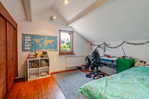 Familientraum in Köln-Urbach – Historischer Charme, moderner Anbau und eigener Pool – Die vollständige Adresse der Immobilie erhältst du vom Anbieter., 51145 Urbach, Köln – Vorschaubild 11